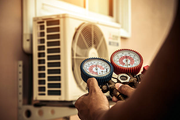 Professional Heat Pump Repair technician working in Clarksburg, CA